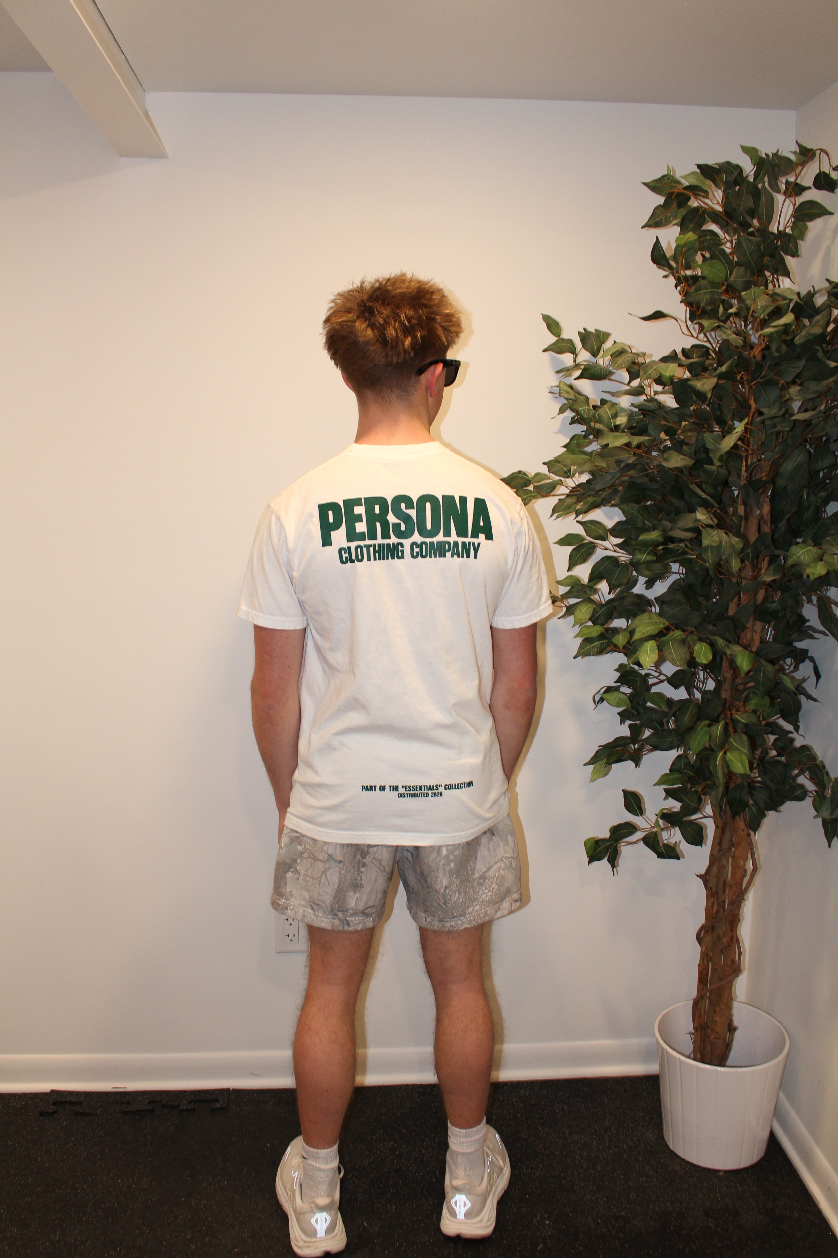 *ESSENTIALS CANVAS TEE - FOREST GREEN