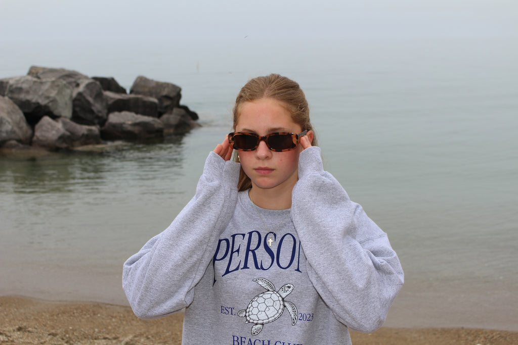 SEA TURTLE CREWNECK