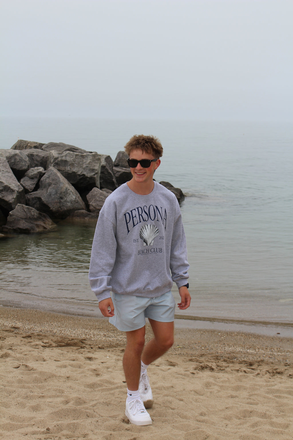 SHELL CREWNECK