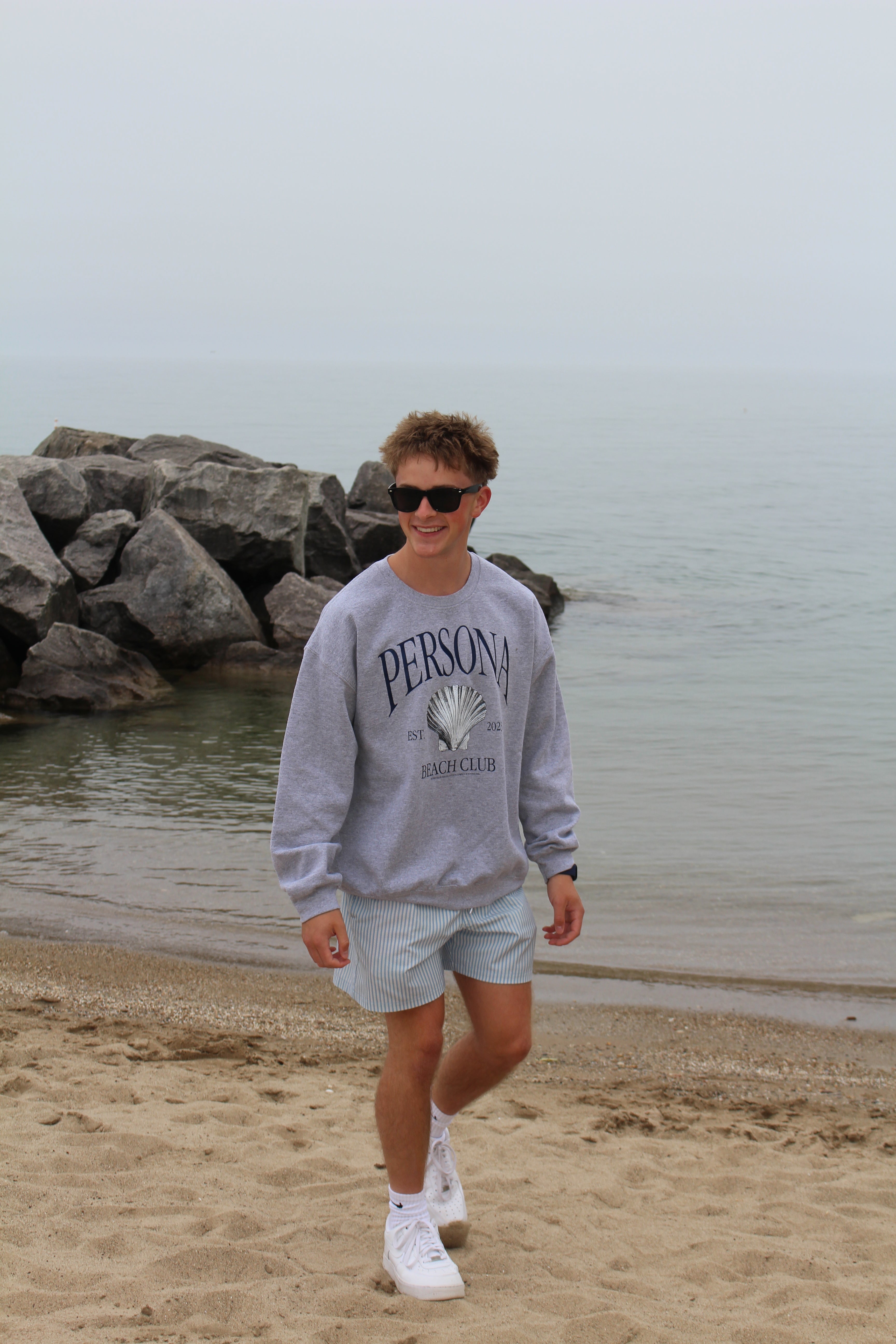 SHELL CREWNECK