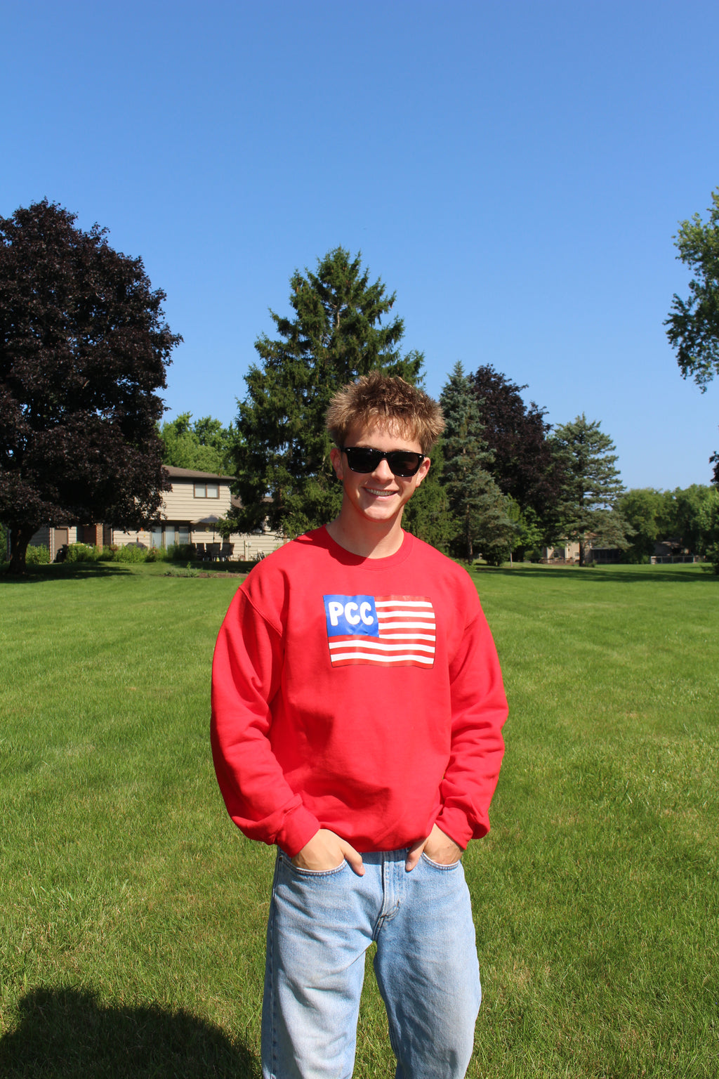 FLAG CREWNECK