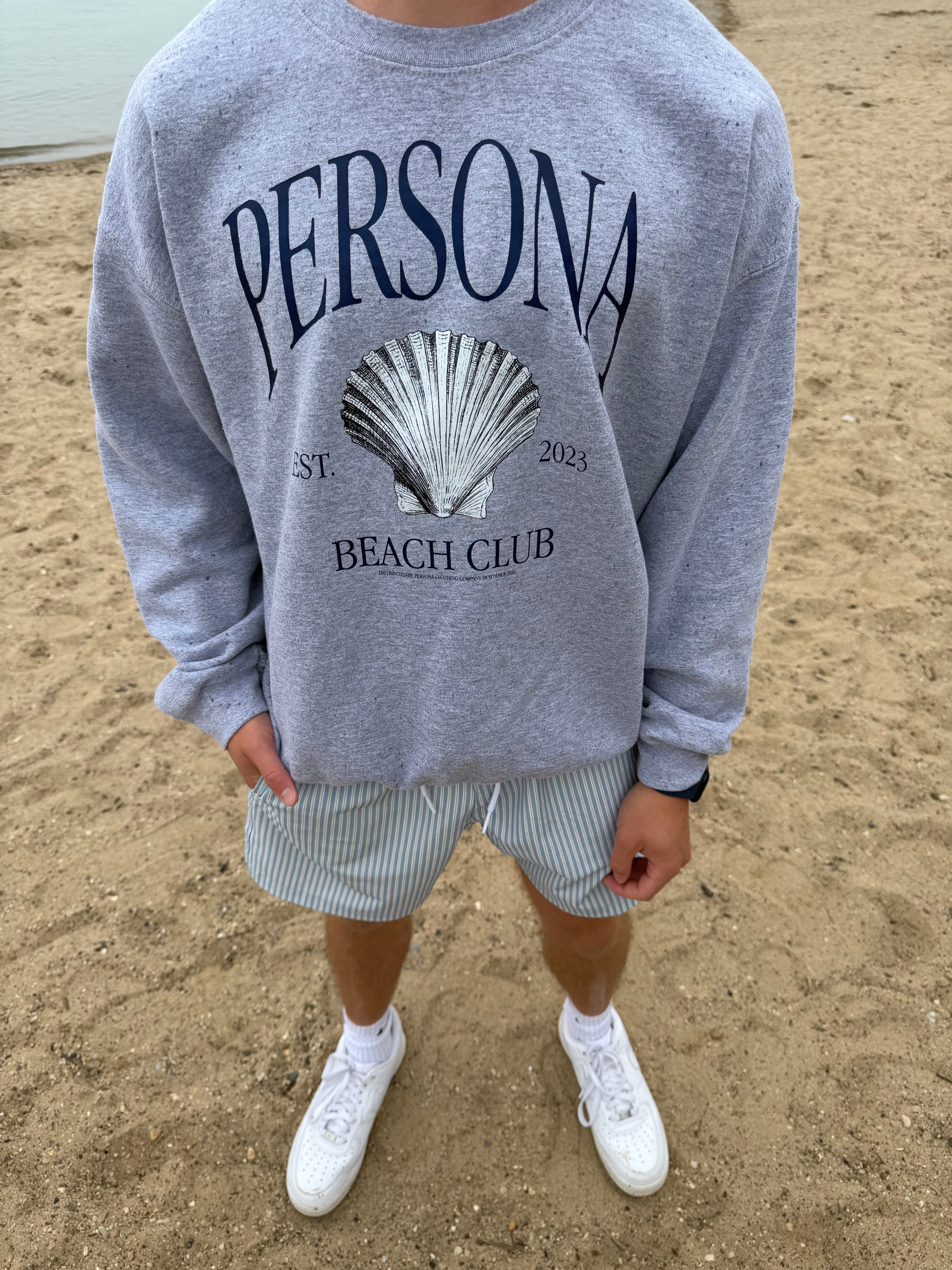 SHELL CREWNECK